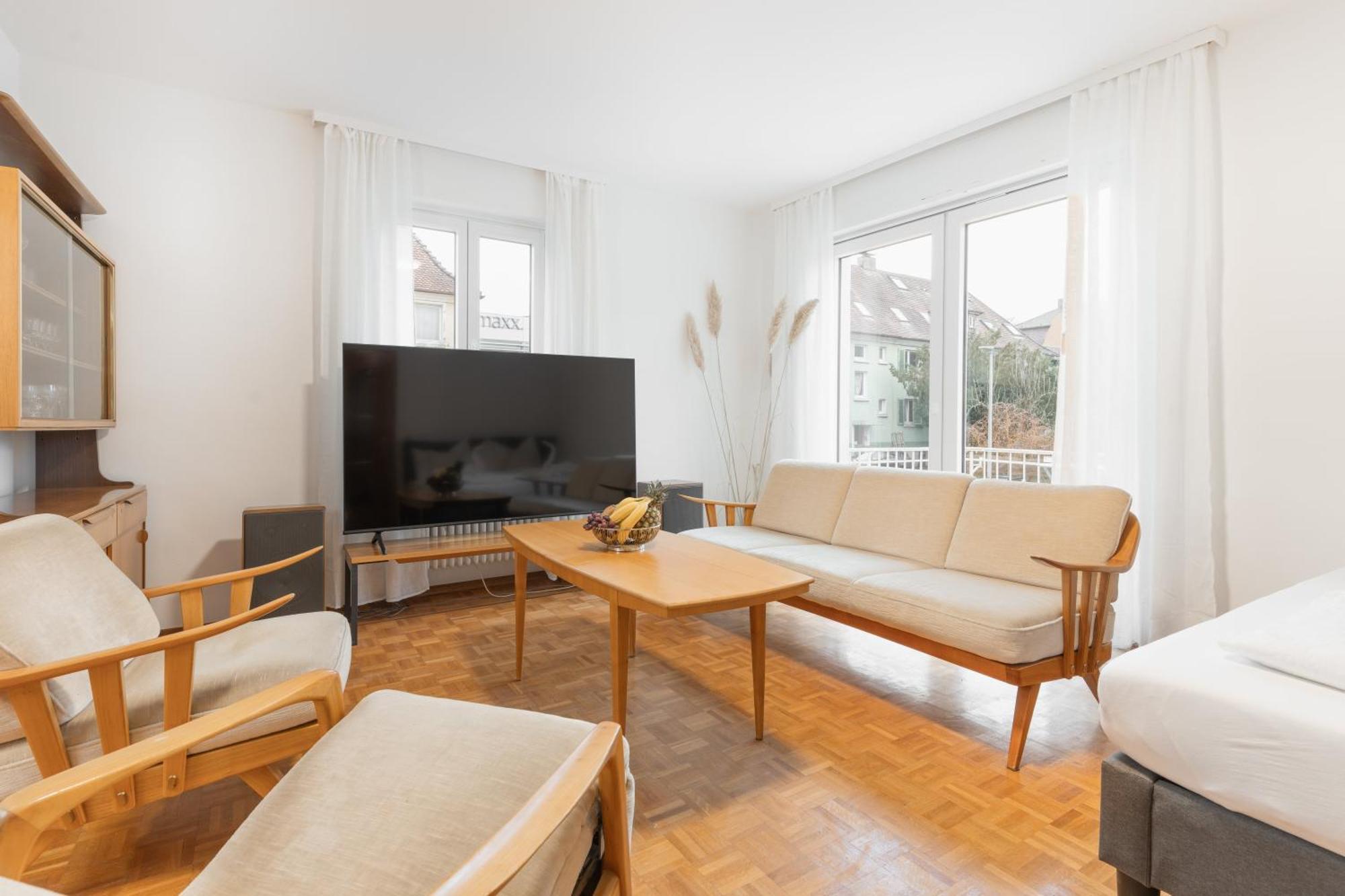 Bodensee-Haus Istayunixi Seenaehe-Terrasse-Garten-Netflix-Parkplatz 博登斯边的拉多夫采尔 外观 照片