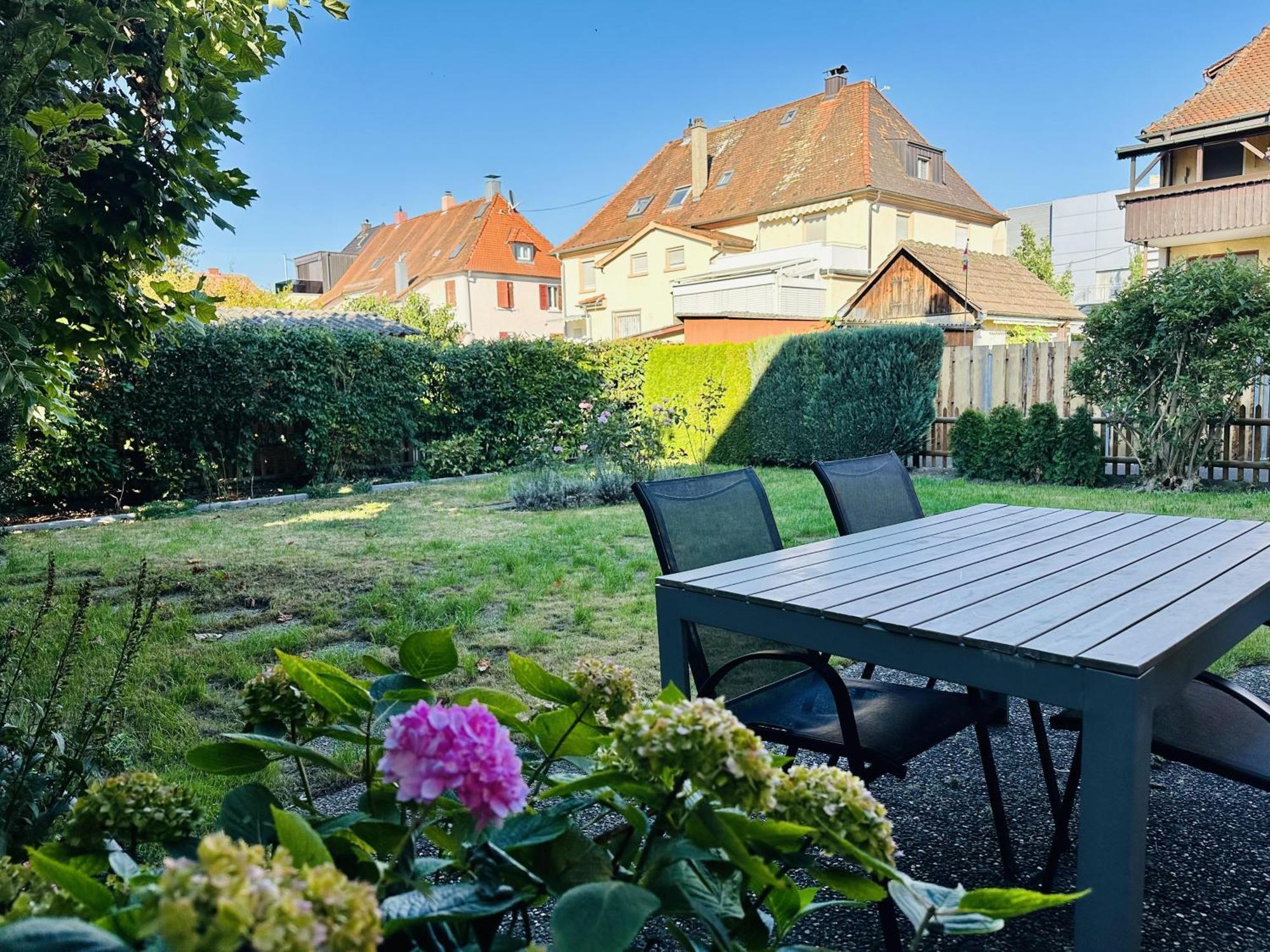 Bodensee-Haus Istayunixi Seenaehe-Terrasse-Garten-Netflix-Parkplatz 博登斯边的拉多夫采尔 外观 照片