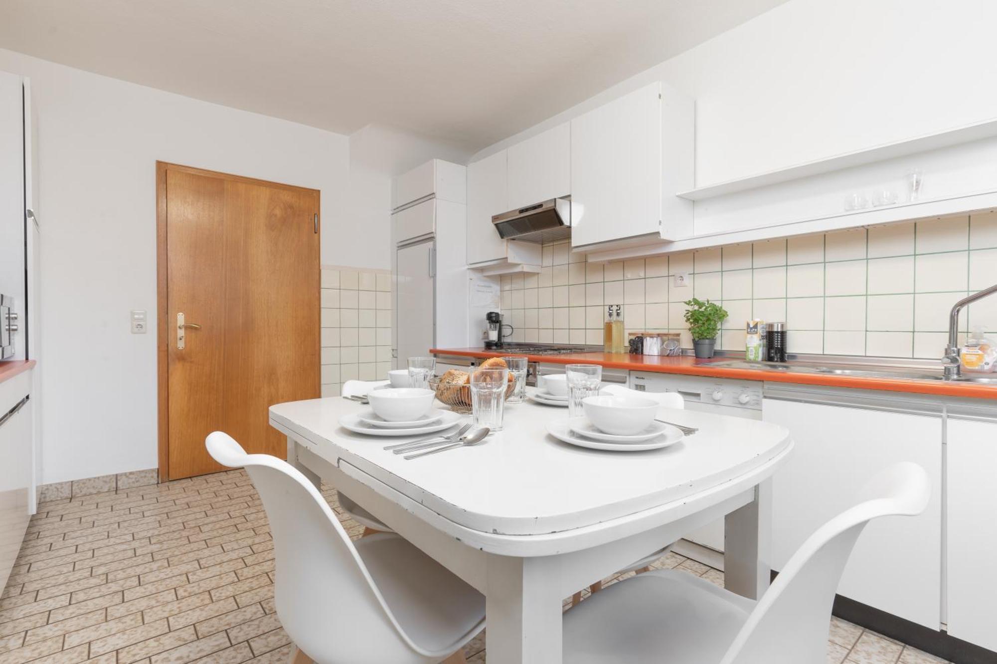 Bodensee-Haus Istayunixi Seenaehe-Terrasse-Garten-Netflix-Parkplatz 博登斯边的拉多夫采尔 外观 照片